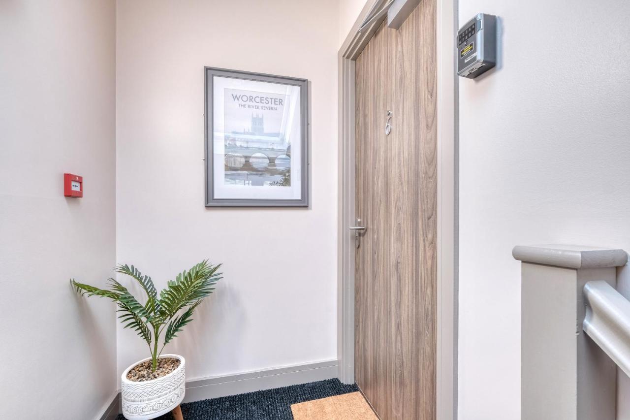 The Station Loft City Centre 1-Bed Apartment Worcester Kültér fotó